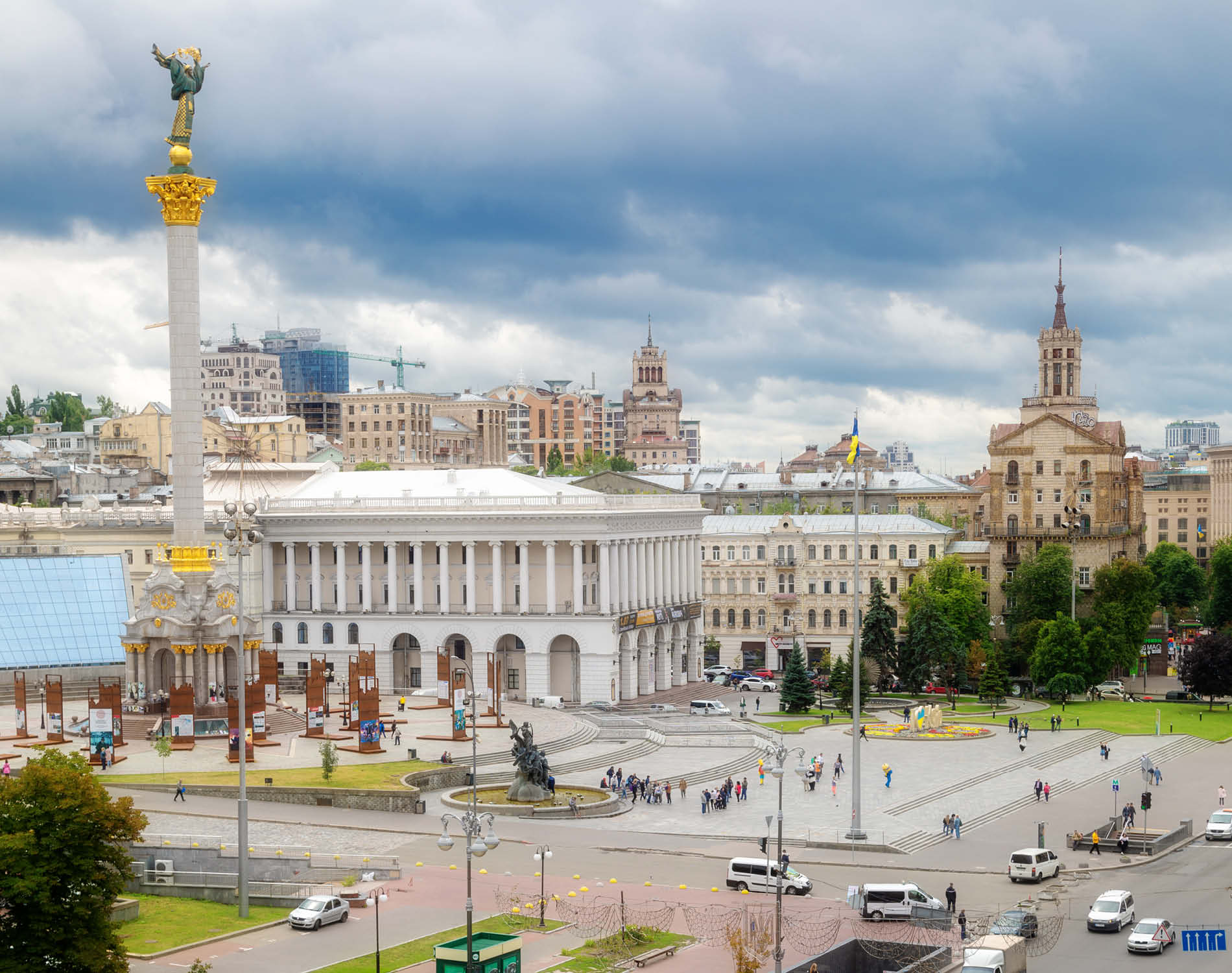 /-/media/images/website/background-images/regions/europe/gettyimages-1265497132_1900x1500.ashx